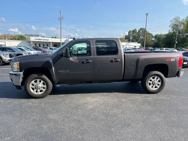 Used 2011 Chevrolet Silverado 2500 LTZ w/ LTZ Plus Package AWD/4WD image 29