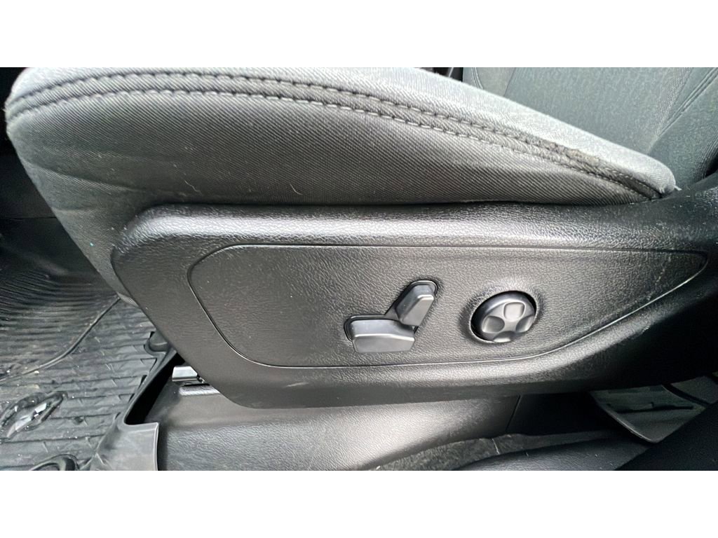 Used 2021 RAM 1500 Big Horn image 25