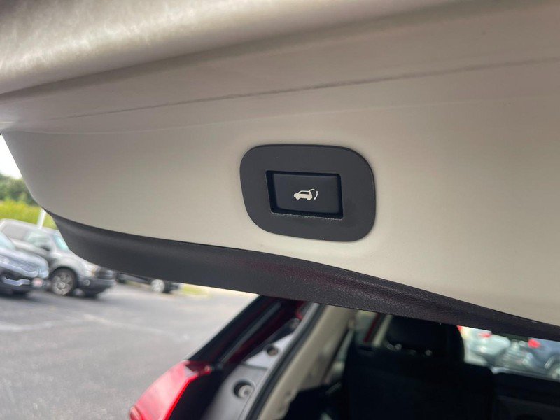 Used 2019 Nissan Rogue SV w/ Premium Package FWD image 14