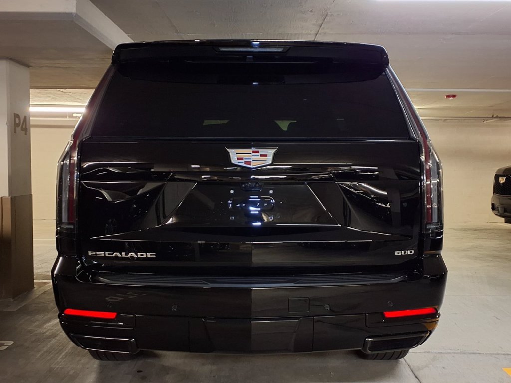 New 2026 Cadillac Escalade Sport w/ Touring Package AWD/4WD image 9