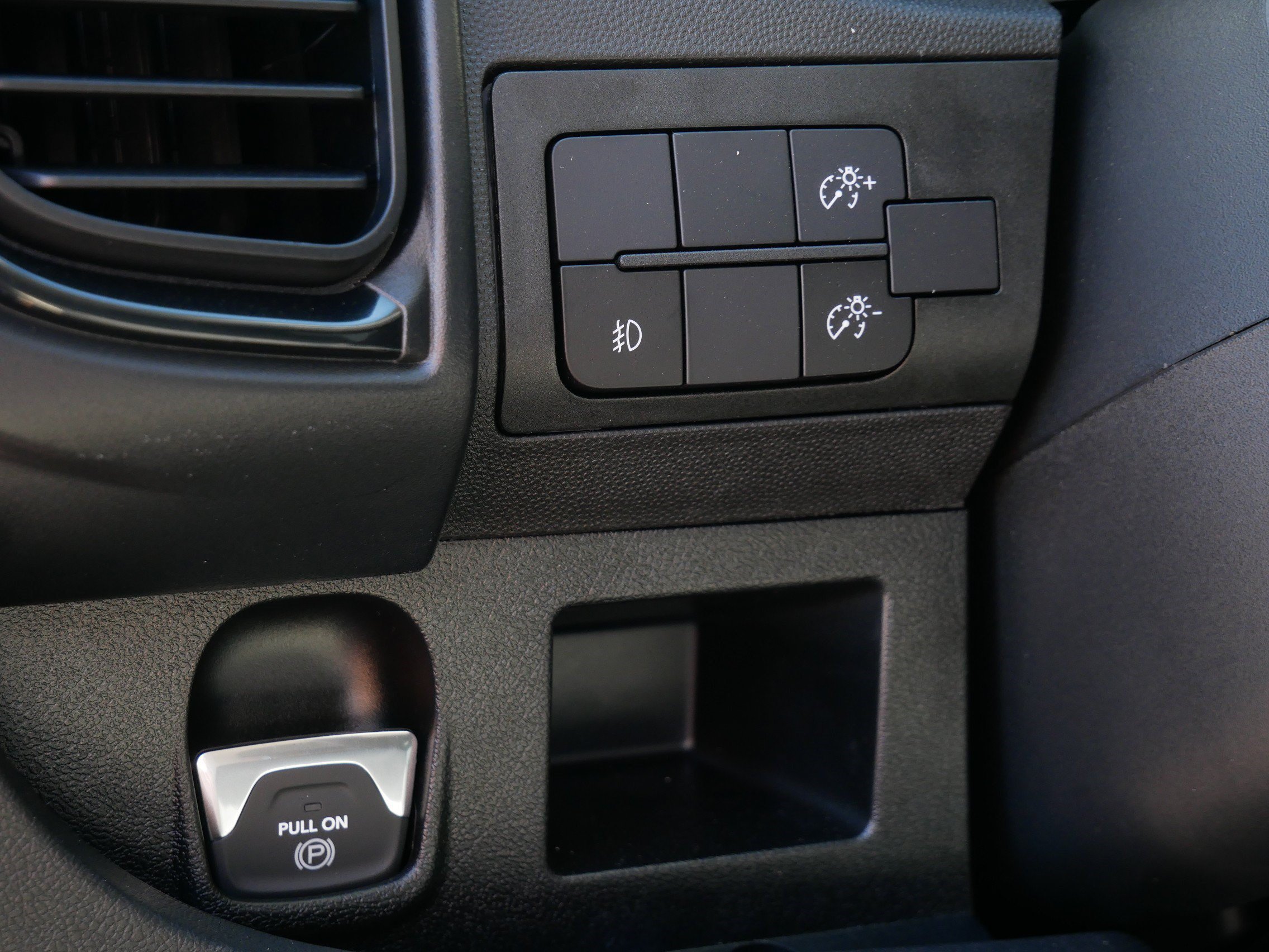 New 2027 RAM ProMaster 2500 w/ Convenience Group FWD image 14