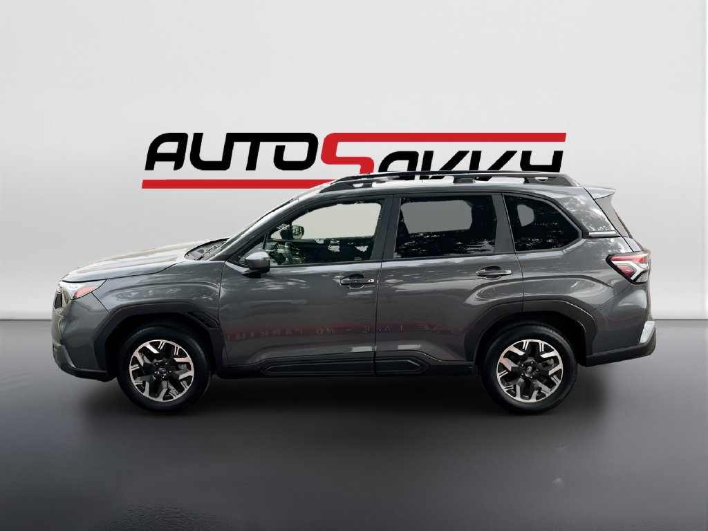 Used 2025 Subaru Forester Premium AWD/4WD image 4