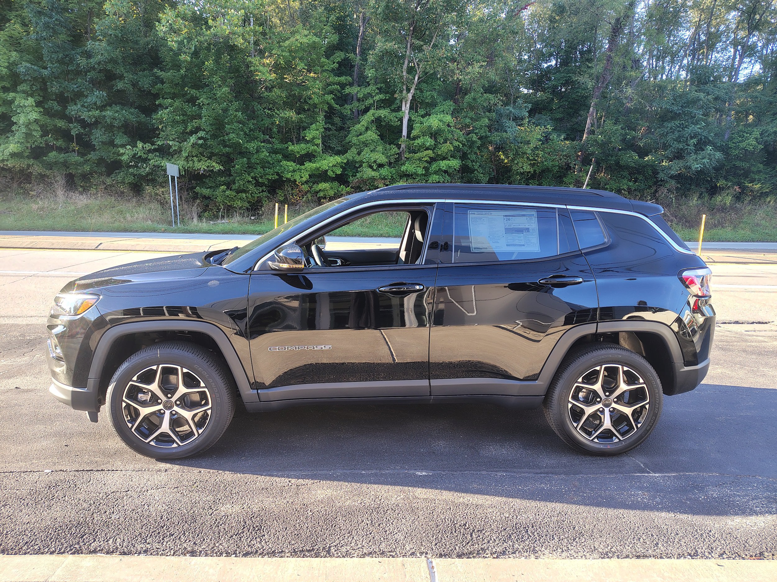 New 2026 Jeep Compass Limited AWD/4WD image 6