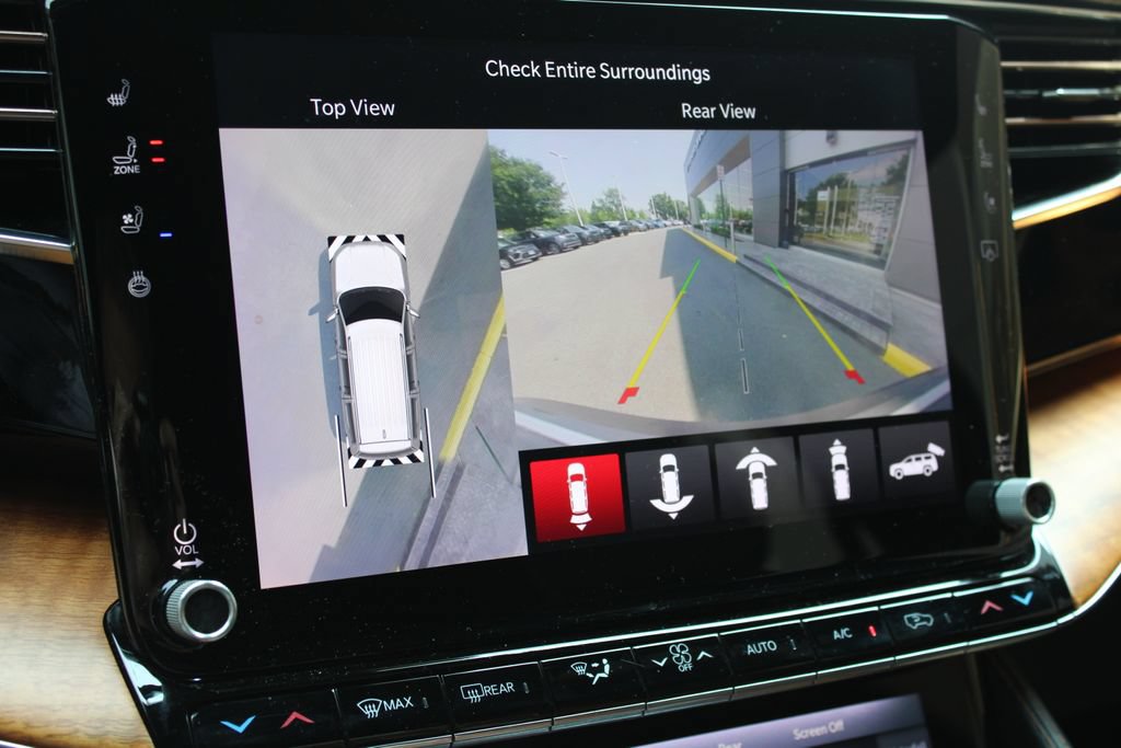 Used 2022 Jeep Grand Wagoneer Series III w/ Rear Seat Video Group 1 AWD/4WD image 10