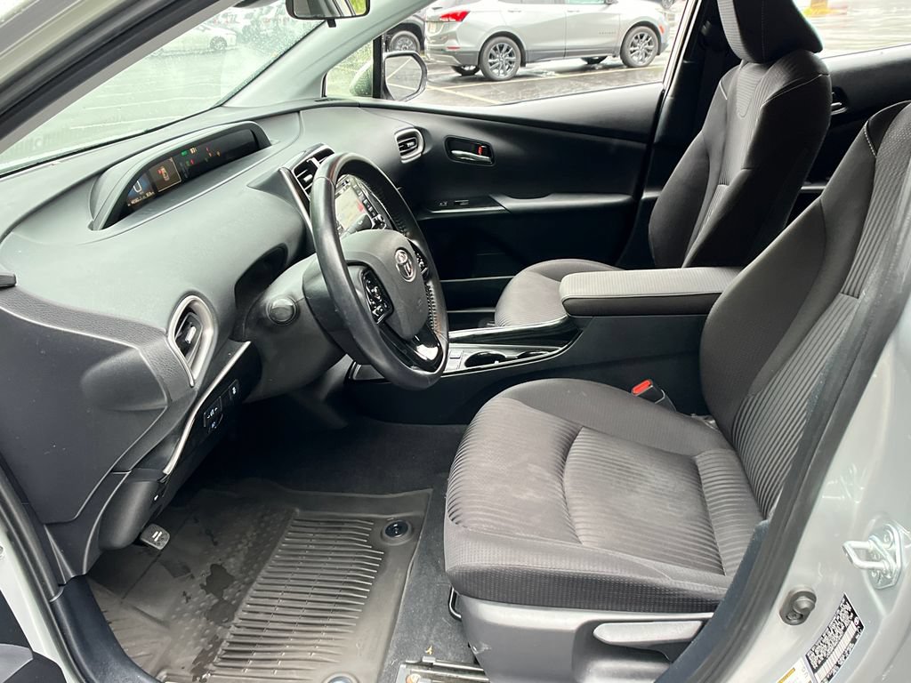 Certified 2021 Toyota Prius Prime LE FWD image 9