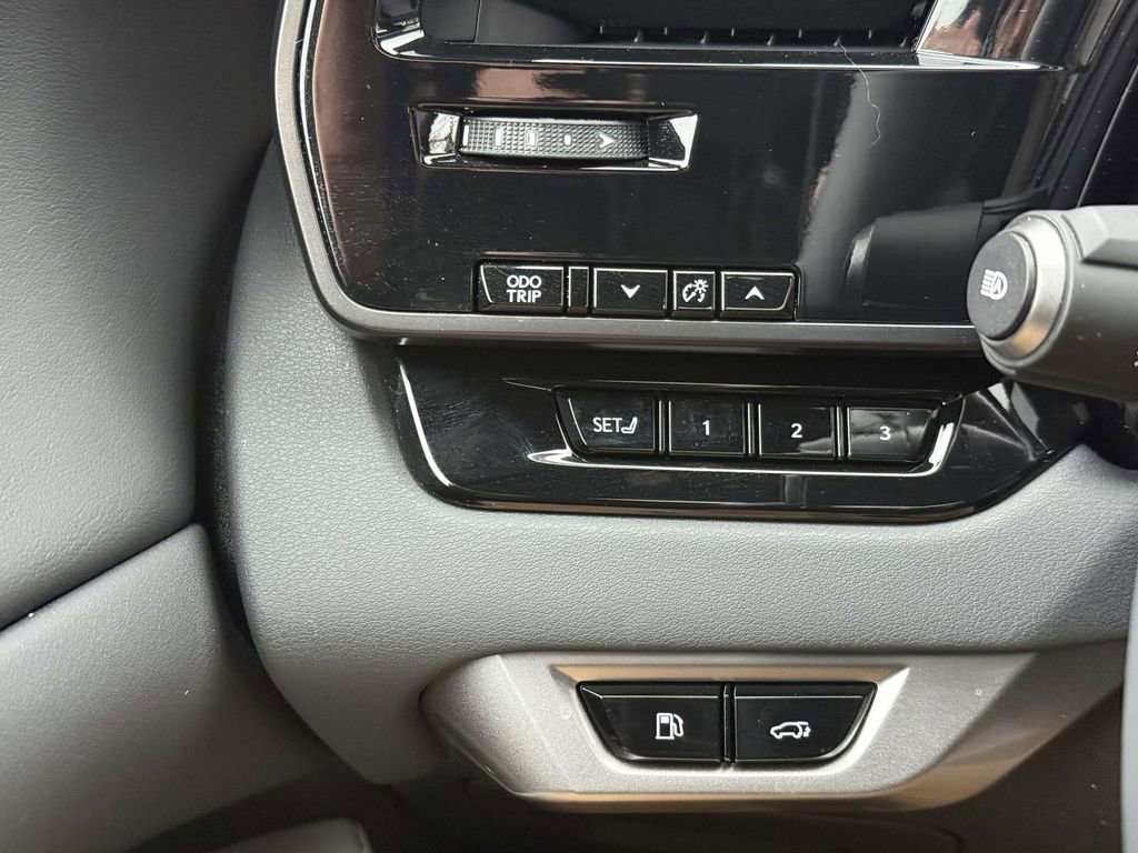 Used 2023 Lexus RX 350 Premium w/ Accessory Package image 21