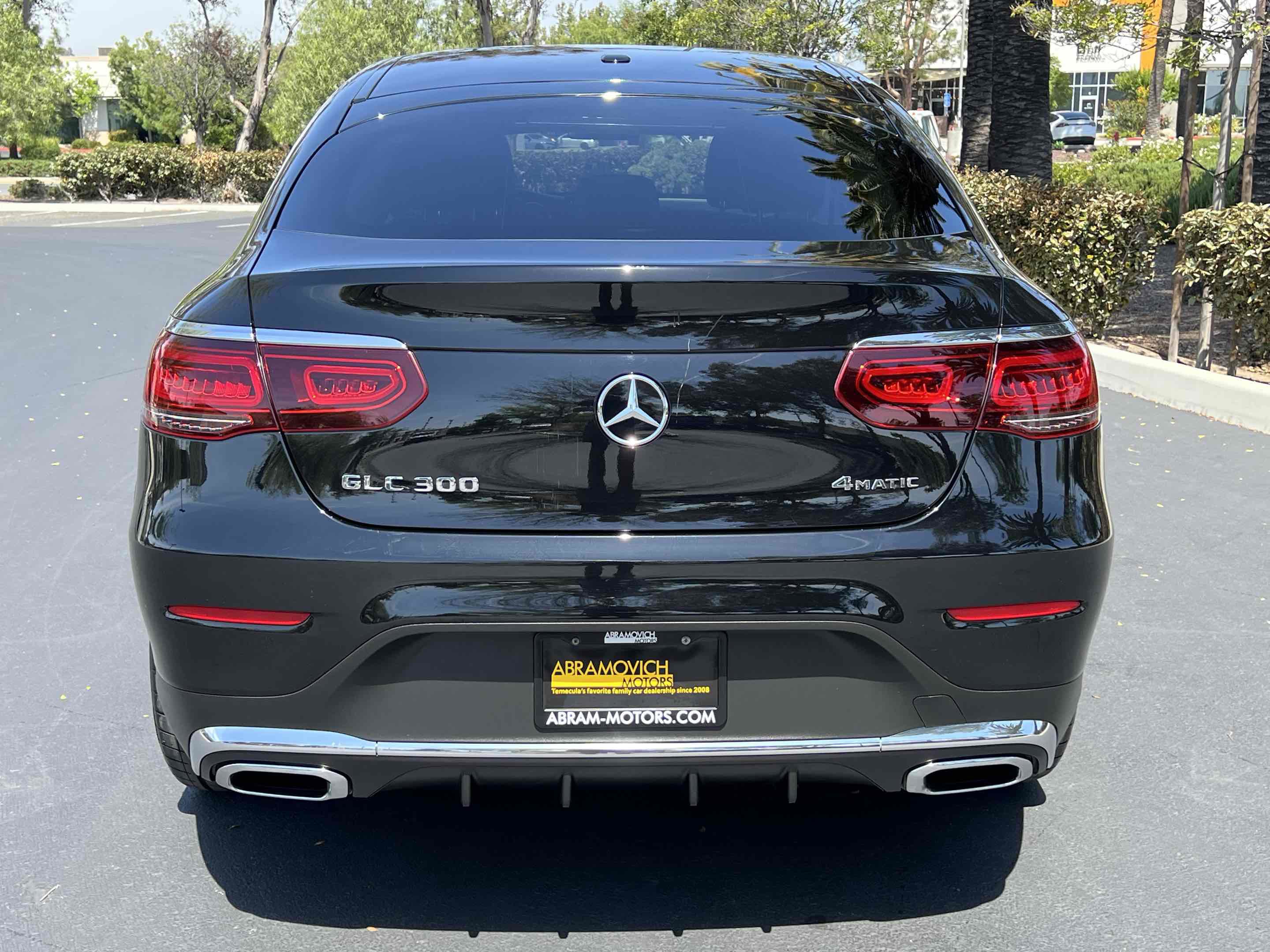Used 2020 Mercedes-Benz GLC 300 4MATIC Coupe image 14