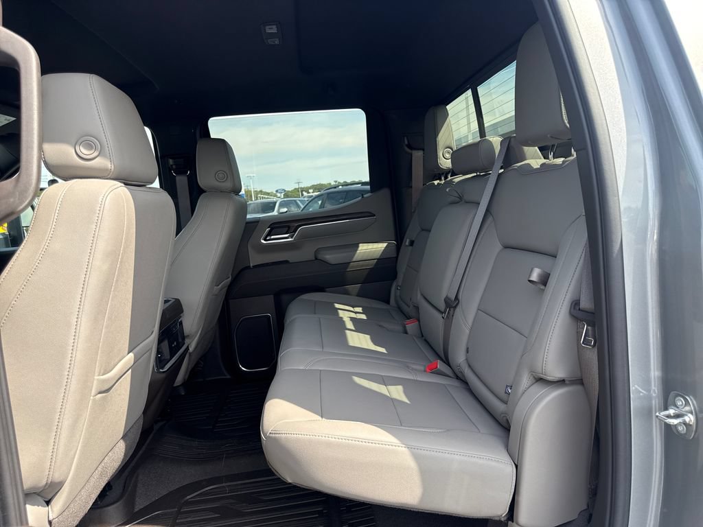 Certified 2024 GMC Sierra 1500 SLT w/ SLT Convenience Package AWD/4WD image 8