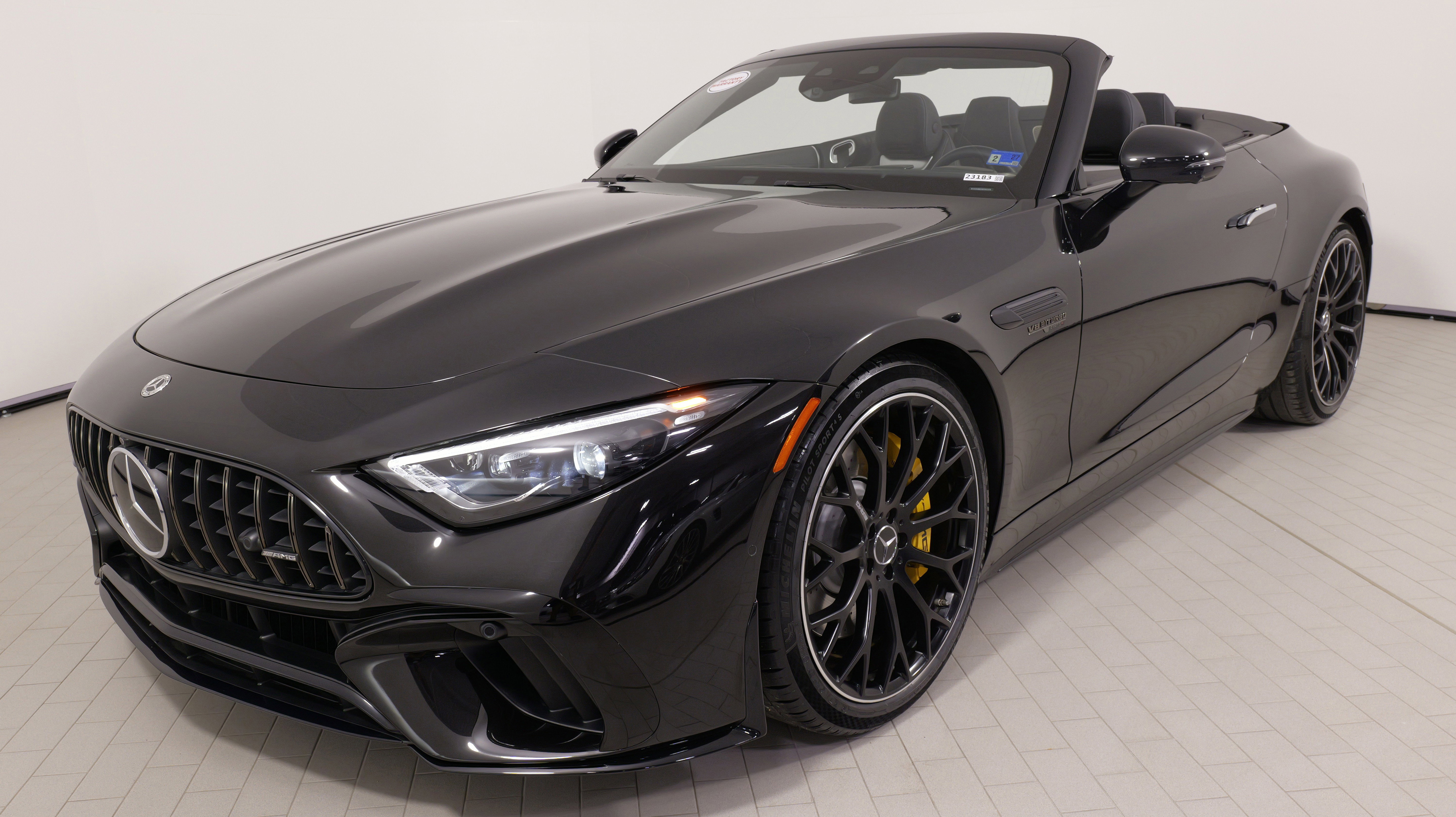 Used 2022 Mercedes-Benz SL 63 AMG 4MATIC image 6