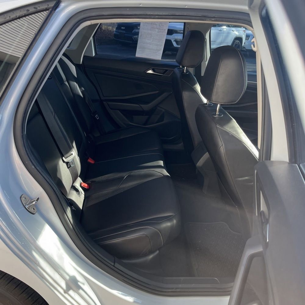 Used 2019 Volkswagen Jetta SEL image 11