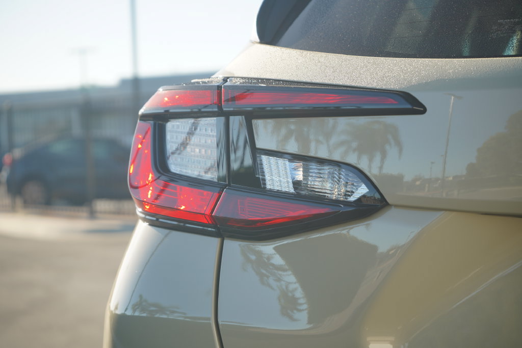 New 2026 Subaru Crosstrek 2.5i Limited AWD/4WD image 8
