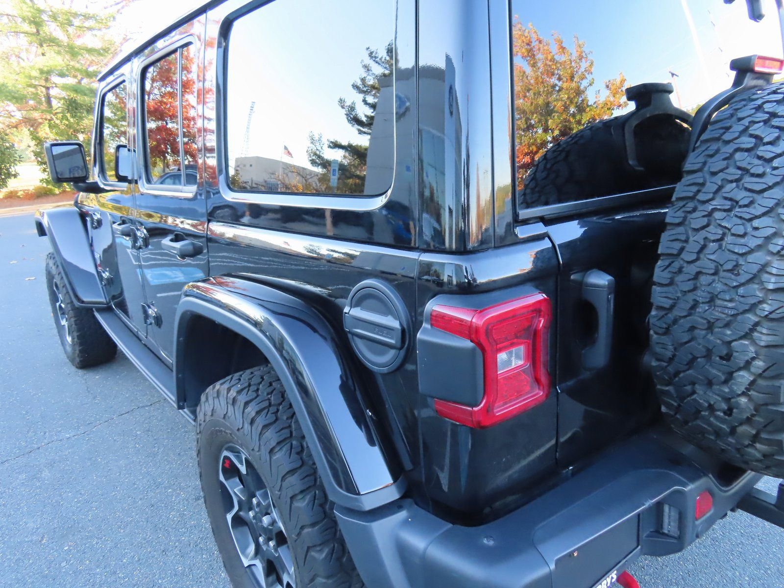 Used 2020 Jeep Wrangler Unlimited Rubicon w/ Quick Order Package 28Y Recon image 12