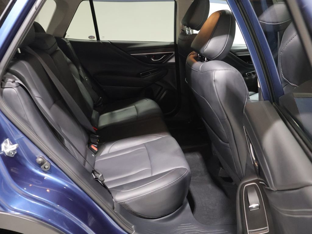 Used 2022 Subaru Outback Limited image 21