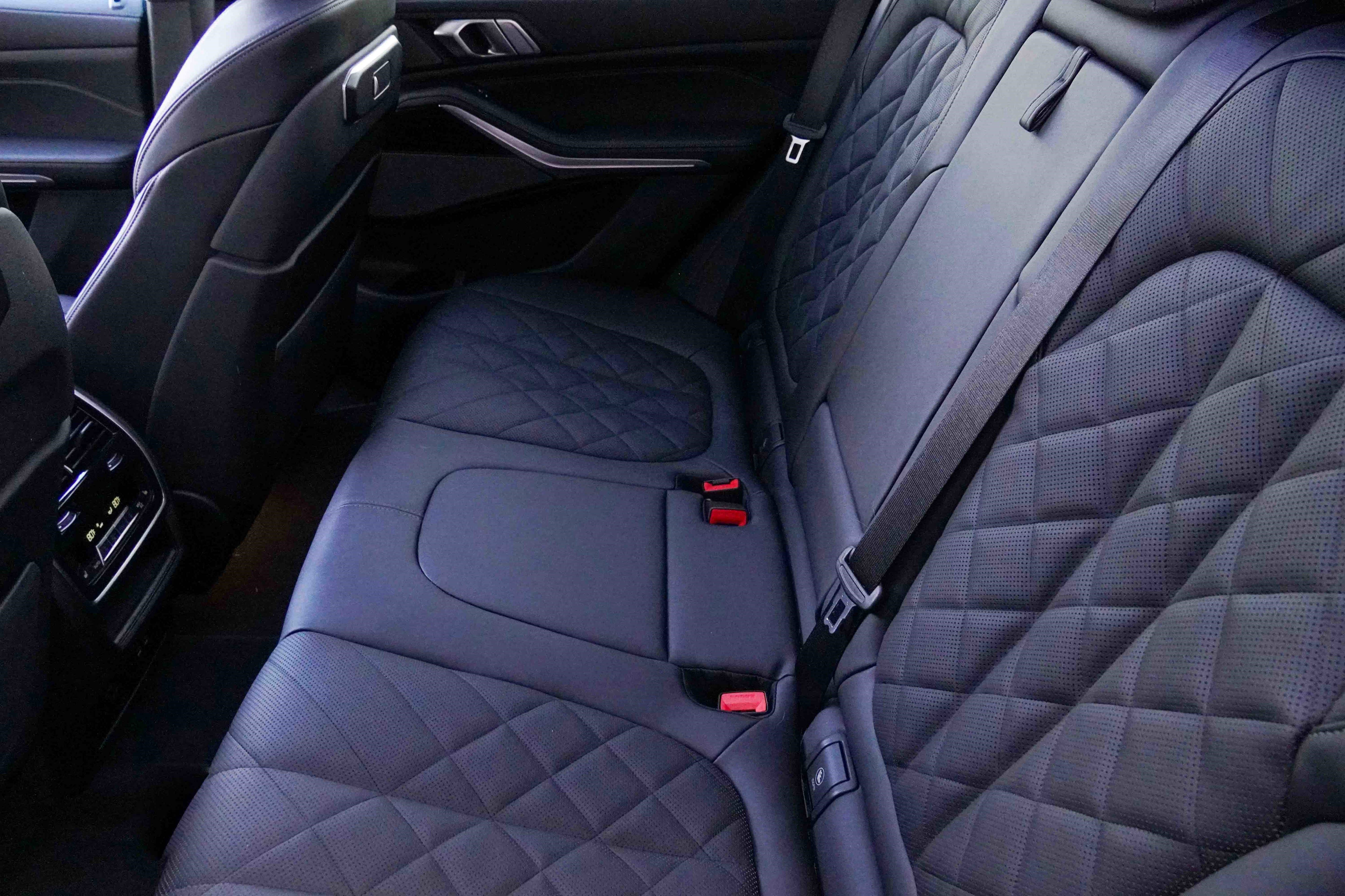 Certified 2025 BMW X5 xDrive40i image 37