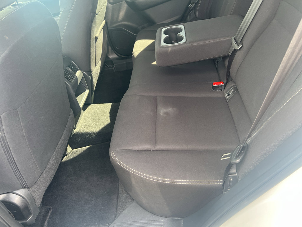 Used 2024 Nissan Rogue S AWD/4WD image 18