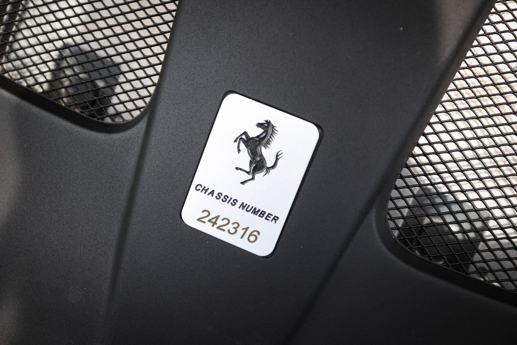 Certified 2019 Ferrari 812 Superfast RWD image 23