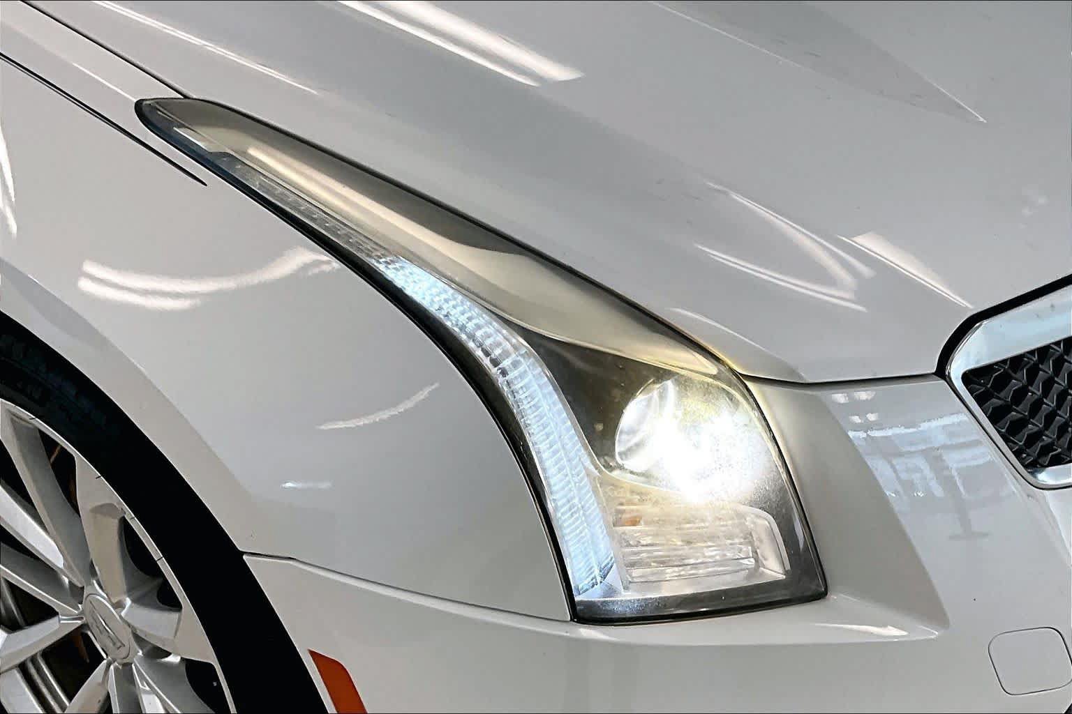 Used 2017 Cadillac ATS V w/ Luxury Package RWD image 27