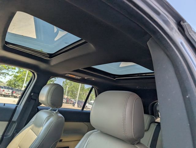 Used 2013 Ford Explorer XLT AWD/4WD image 3
