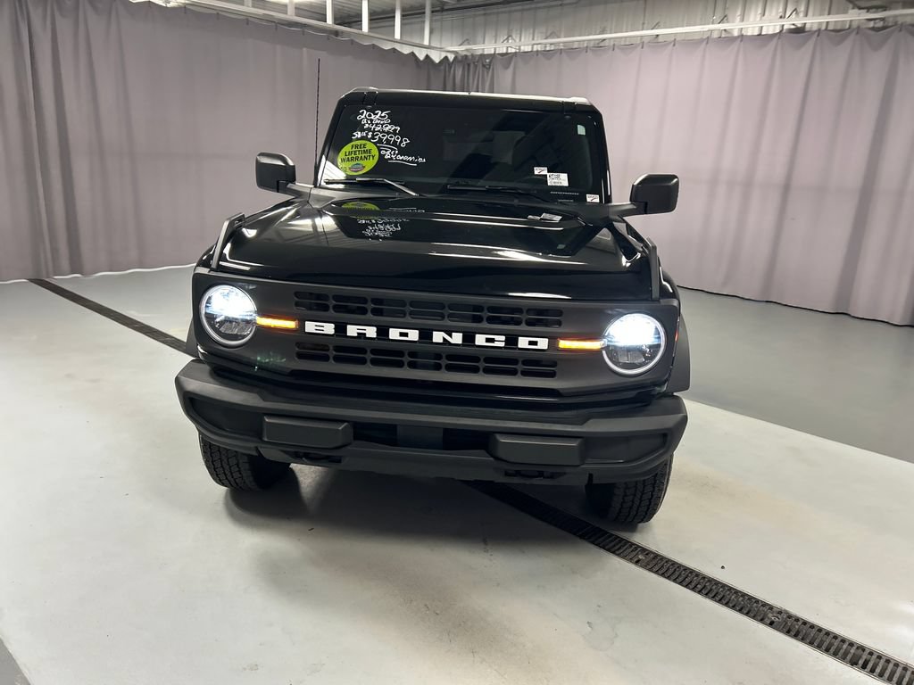 Used 2025 Ford Bronco Big Bend AWD/4WD image 2
