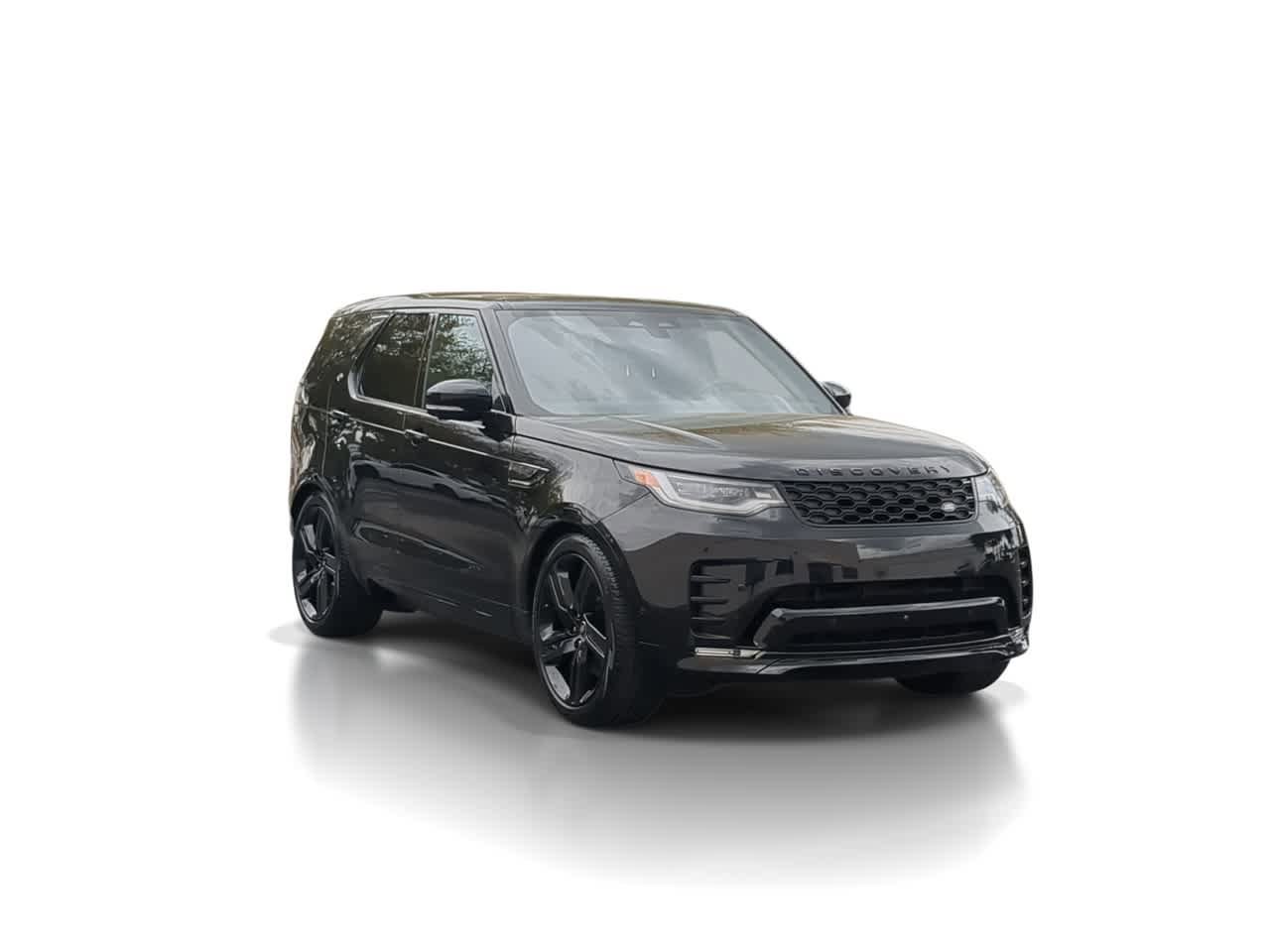Used 2025 Land Rover Discovery Dynamic SE image 2