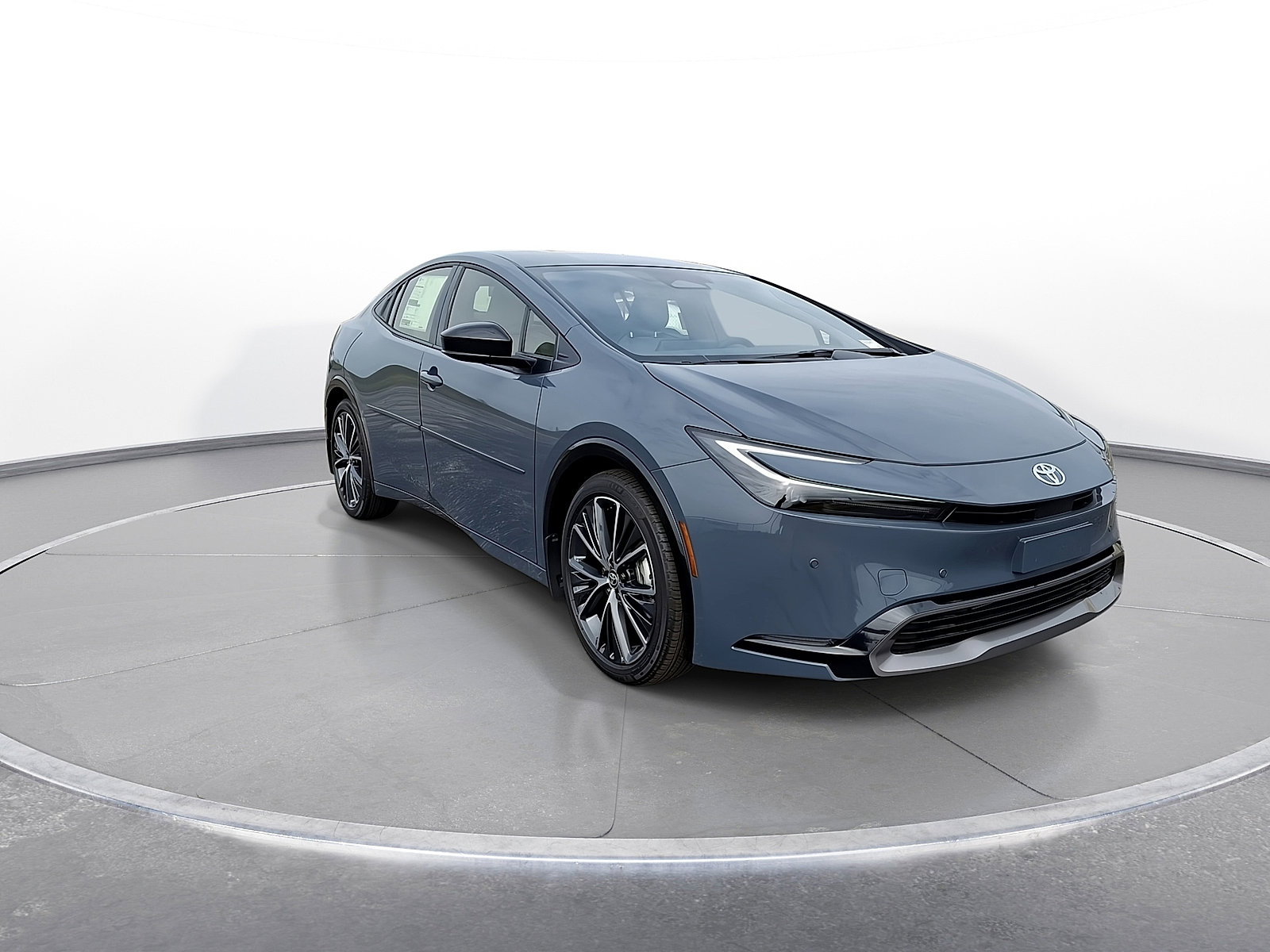 New 2026 Toyota Prius XLE FWD image 2