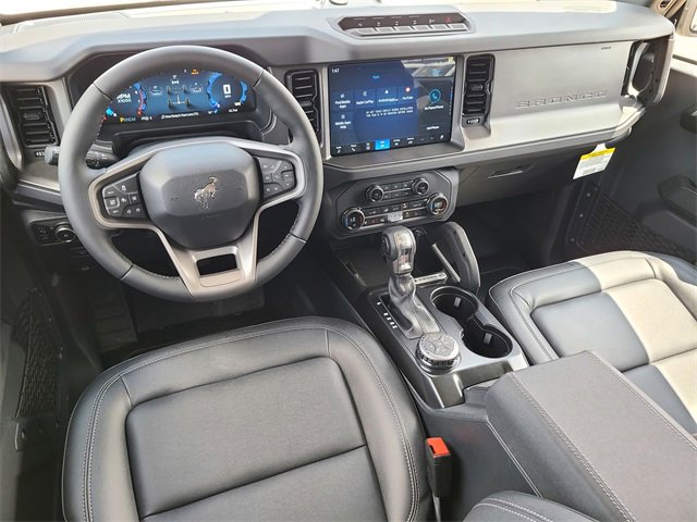 New 2025 Ford Bronco Badlands image 32