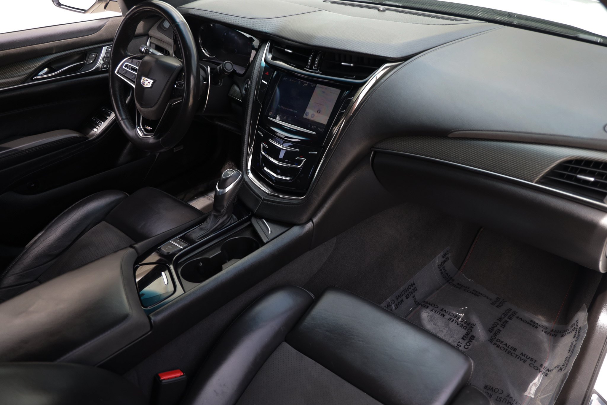 Used 2018 Cadillac CTS V w/ Luxury Package RWD image 22