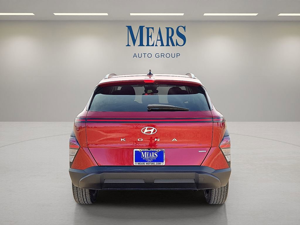 Used 2025 Hyundai Kona SEL image 4