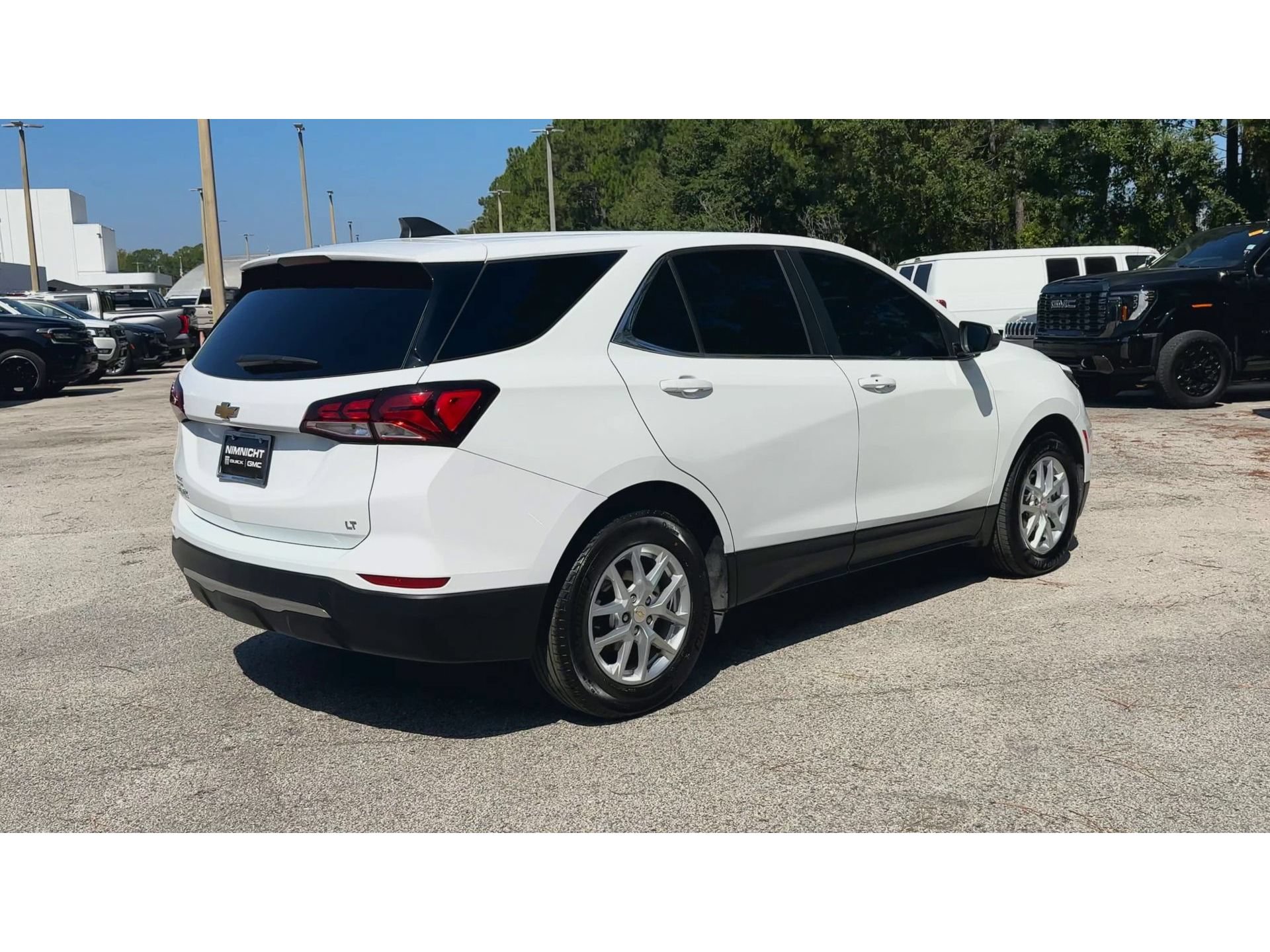 Certified 2023 Chevrolet Equinox LT FWD image 8