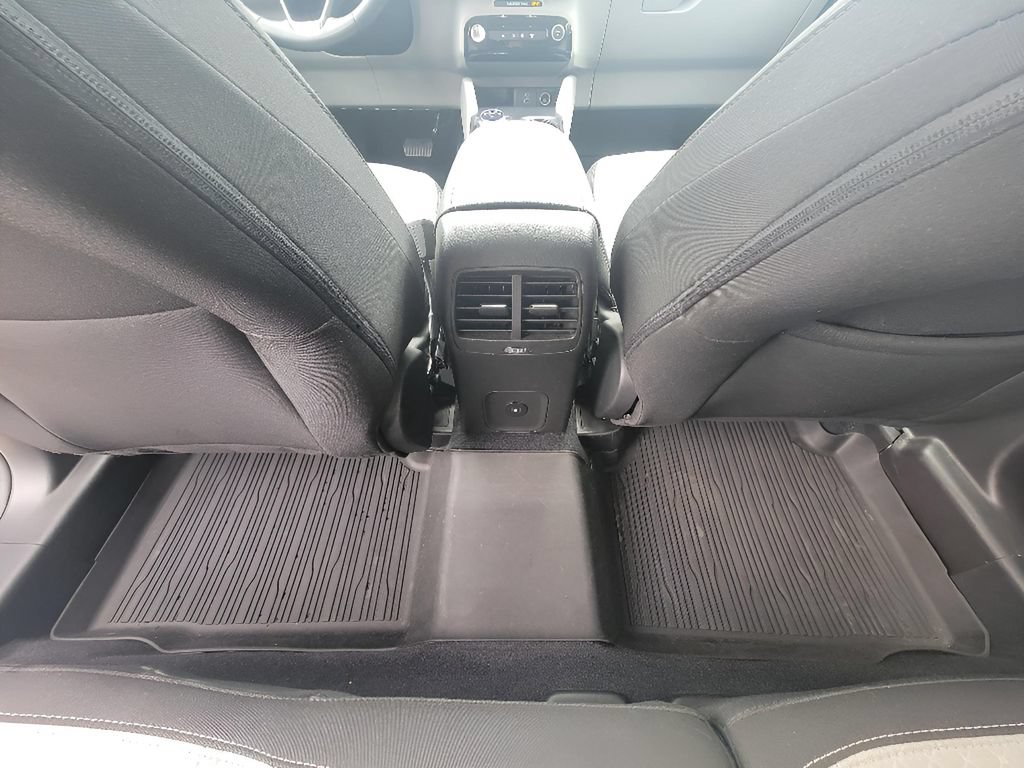 Used 2023 Ford Escape Active w/ Tech Pack #2 AWD/4WD image 28
