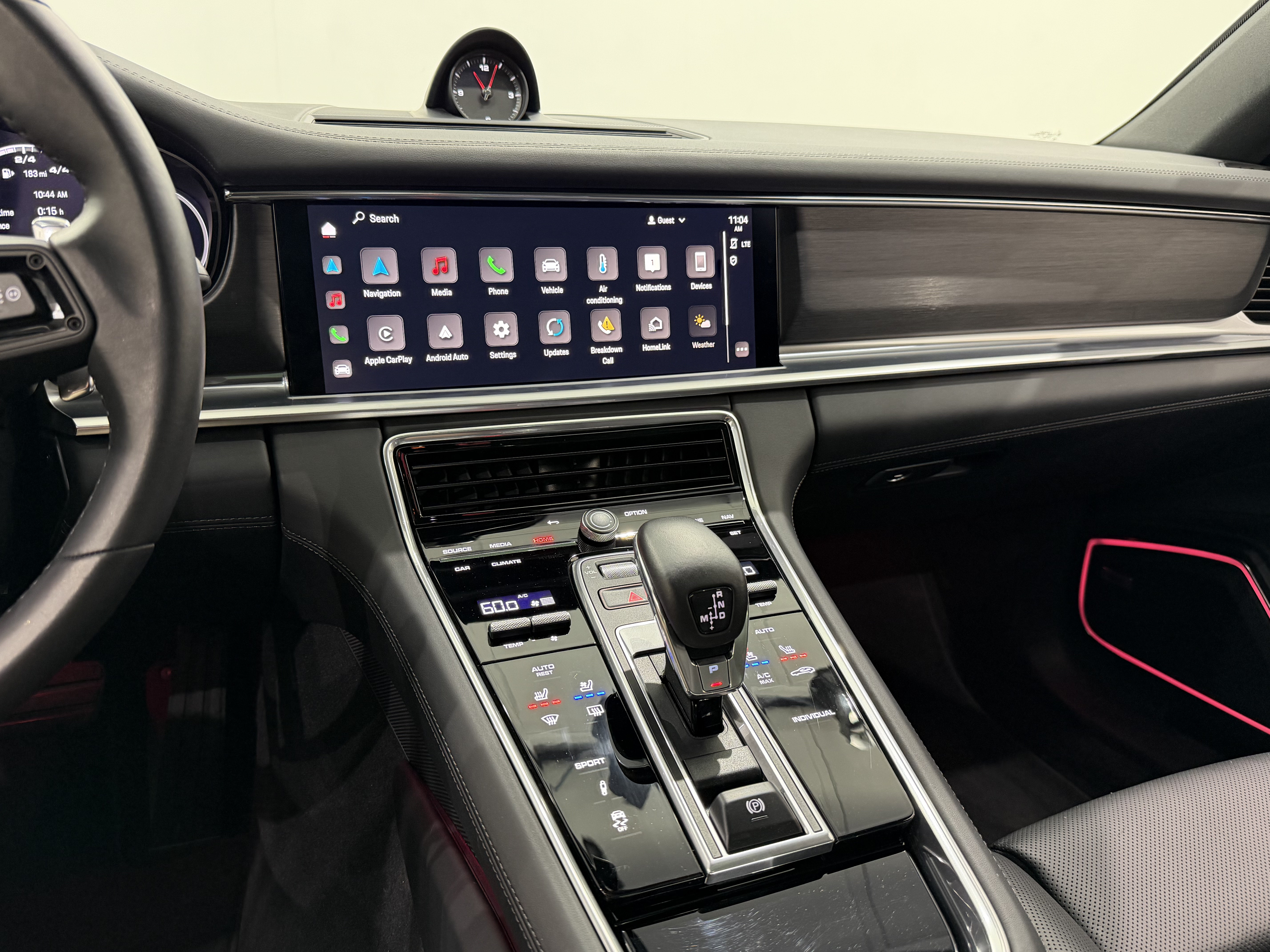 Certified 2023 Porsche Panamera 4 Platinum Edition AWD/4WD image 39