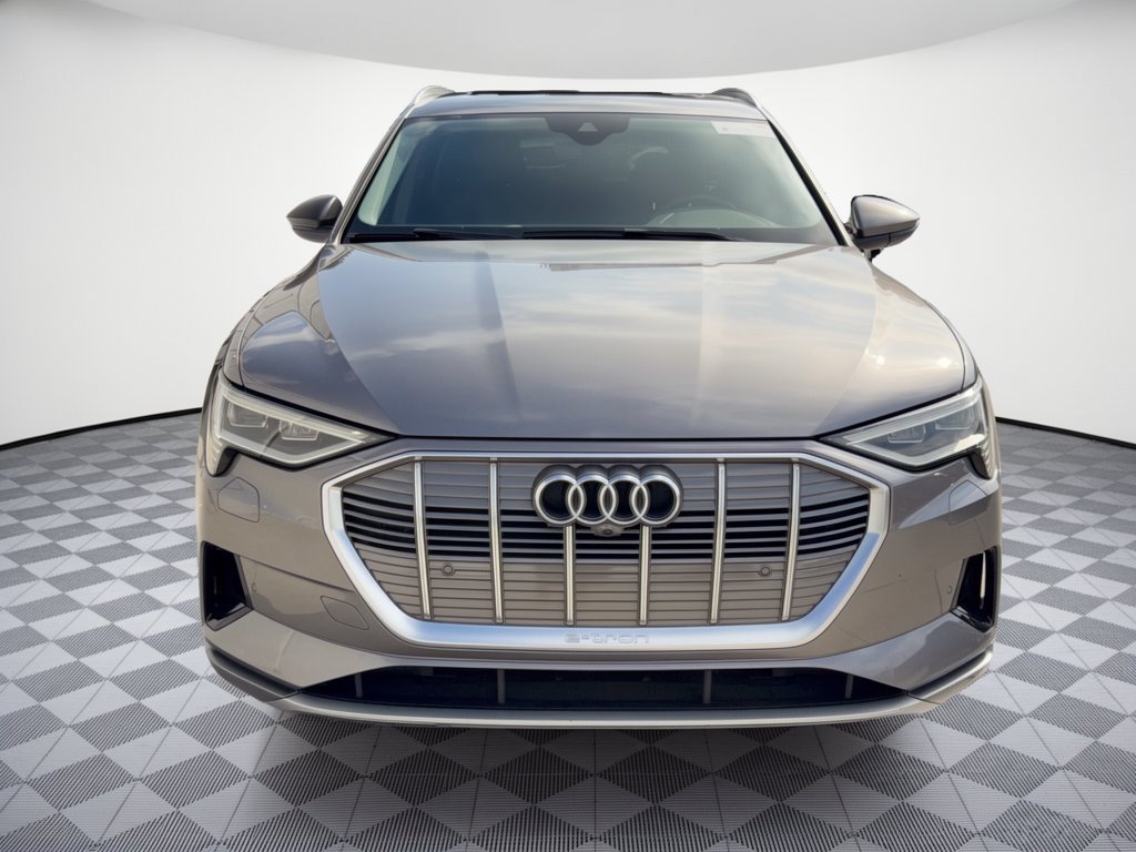 Used 2019 Audi e-tron Premium Plus AWD/4WD image 6