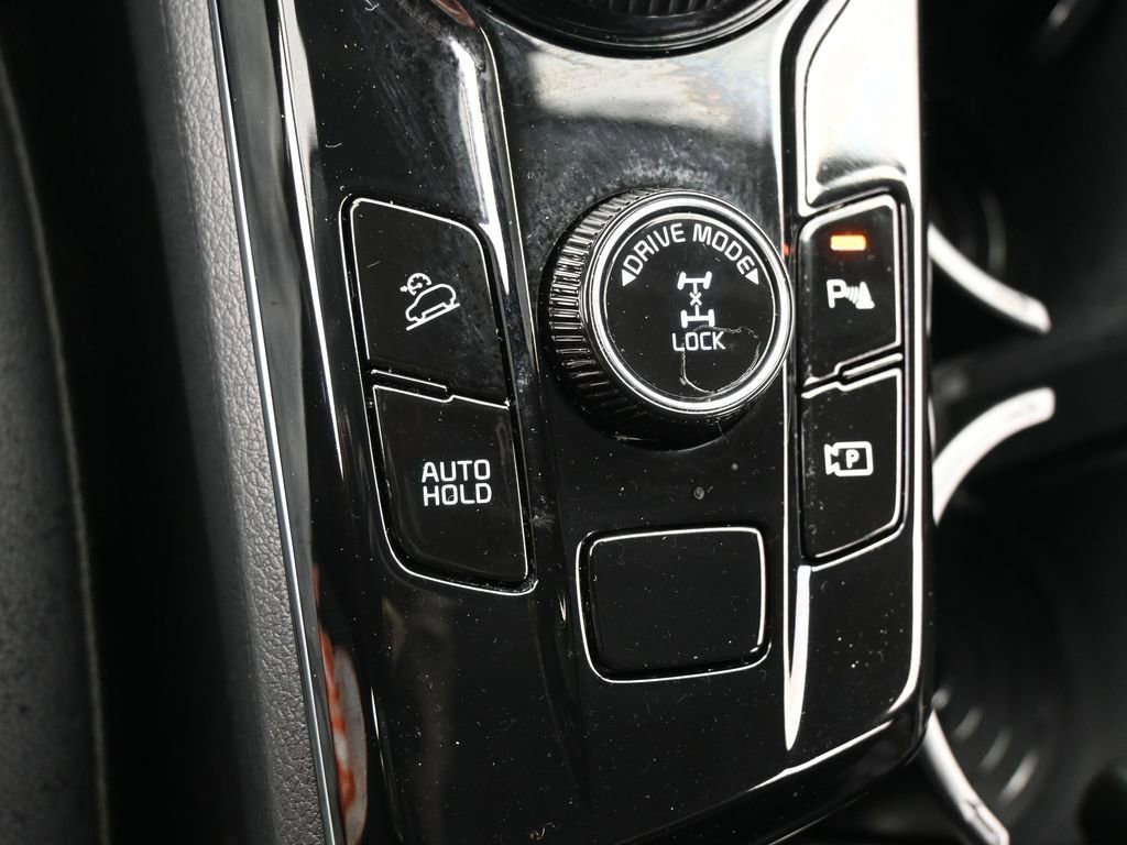Used 2025 Kia Sportage EX w/ EX Premium Package image 19