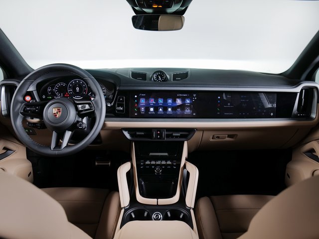 New 2026 Porsche Cayenne S AWD/4WD image 12