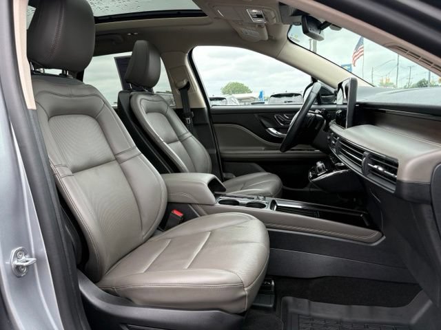 Used 2023 Lincoln Corsair Reserve w/ Equipment Group 201A AWD/4WD image 12