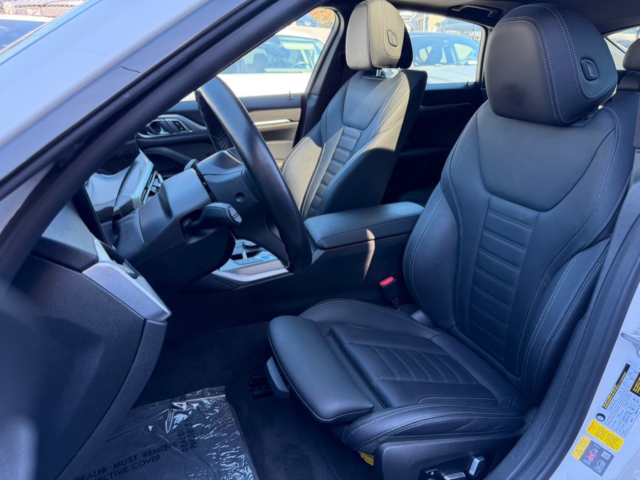 Used 2023 BMW i4 eDrive40 w/ M Sport Package image 20