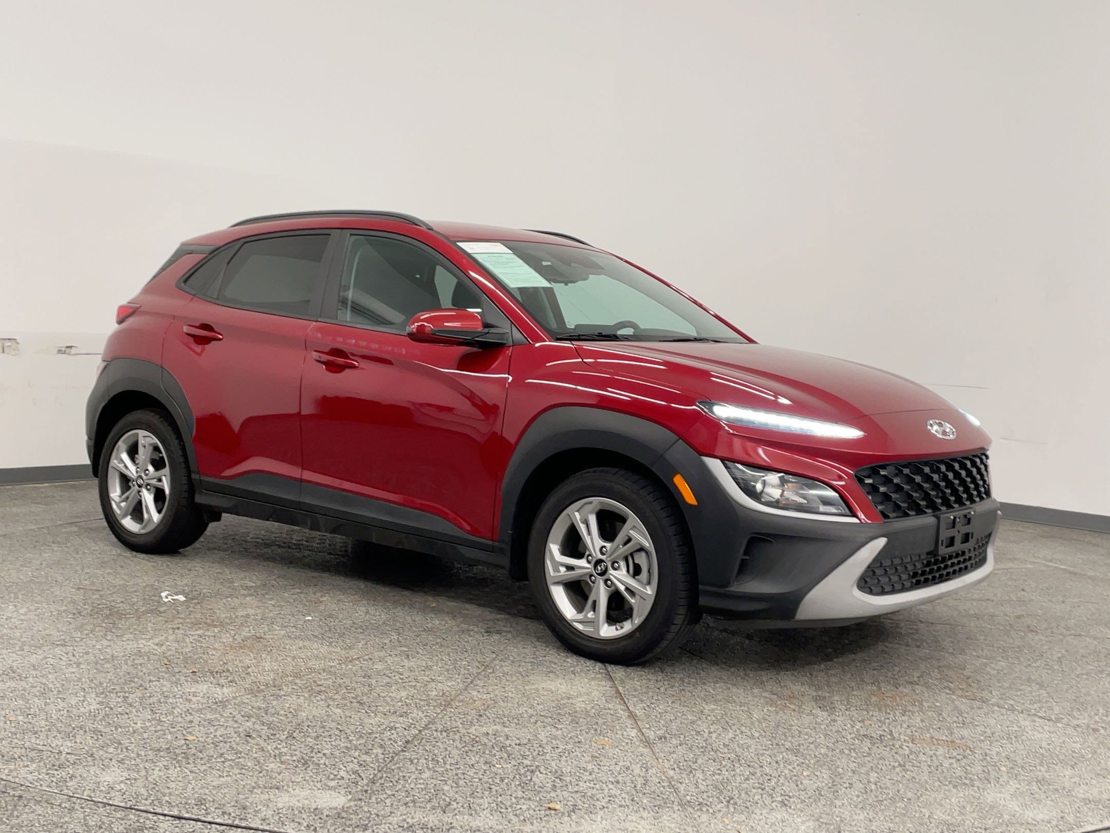Used 2023 Hyundai Kona SEL w/ Cargo Package image 6