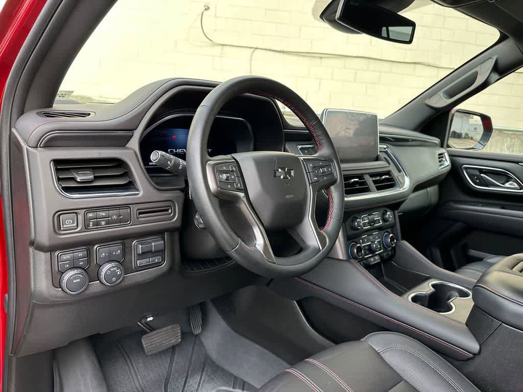 Used 2024 Chevrolet Tahoe RST w/ Luxury Package AWD/4WD image 2