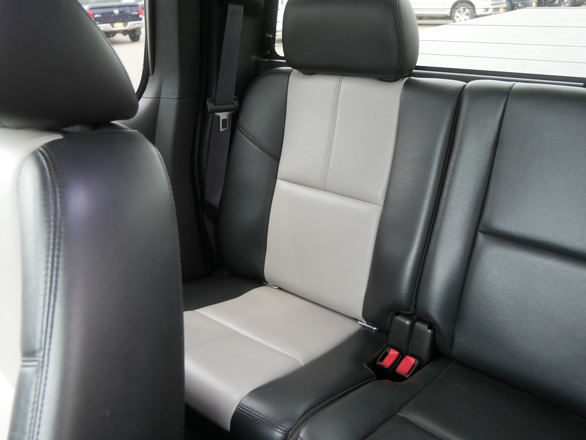 Used 2011 GMC Sierra 1500 SLT w/ All-Terrain Package AWD/4WD image 12
