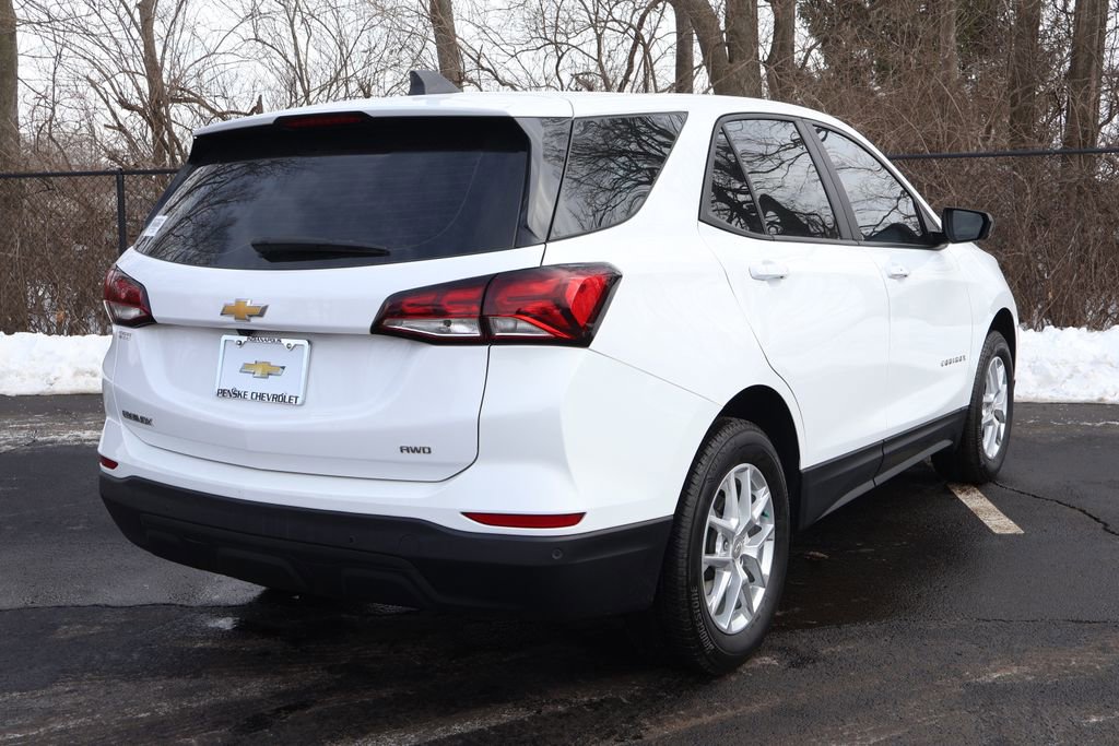 Certified 2024 Chevrolet Equinox LS w/ Driver Confidence II Package image 11
