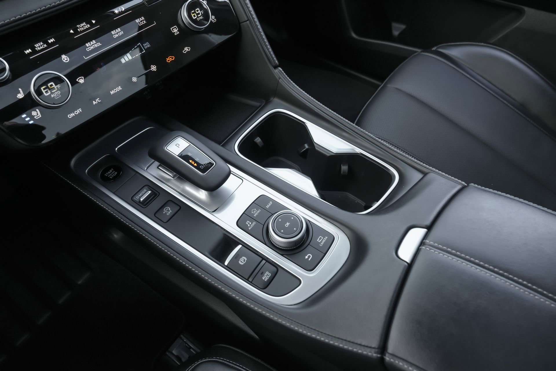 Used 2026 INFINITI QX60 Luxe w/ Cargo Package image 11