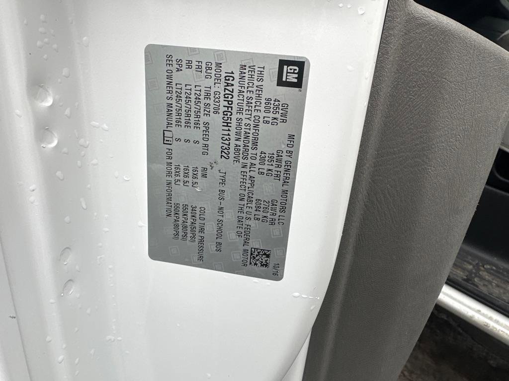 Used 2017 Chevrolet Express 3500 LT w/ LT Preferred Equipment Group image 9