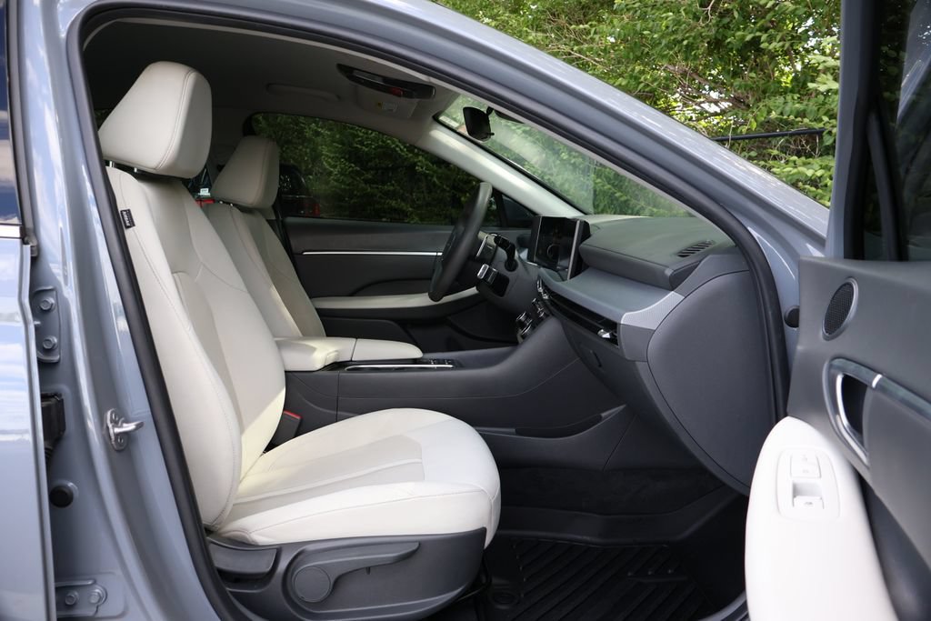 Used 2024 Hyundai Sonata SEL FWD image 38