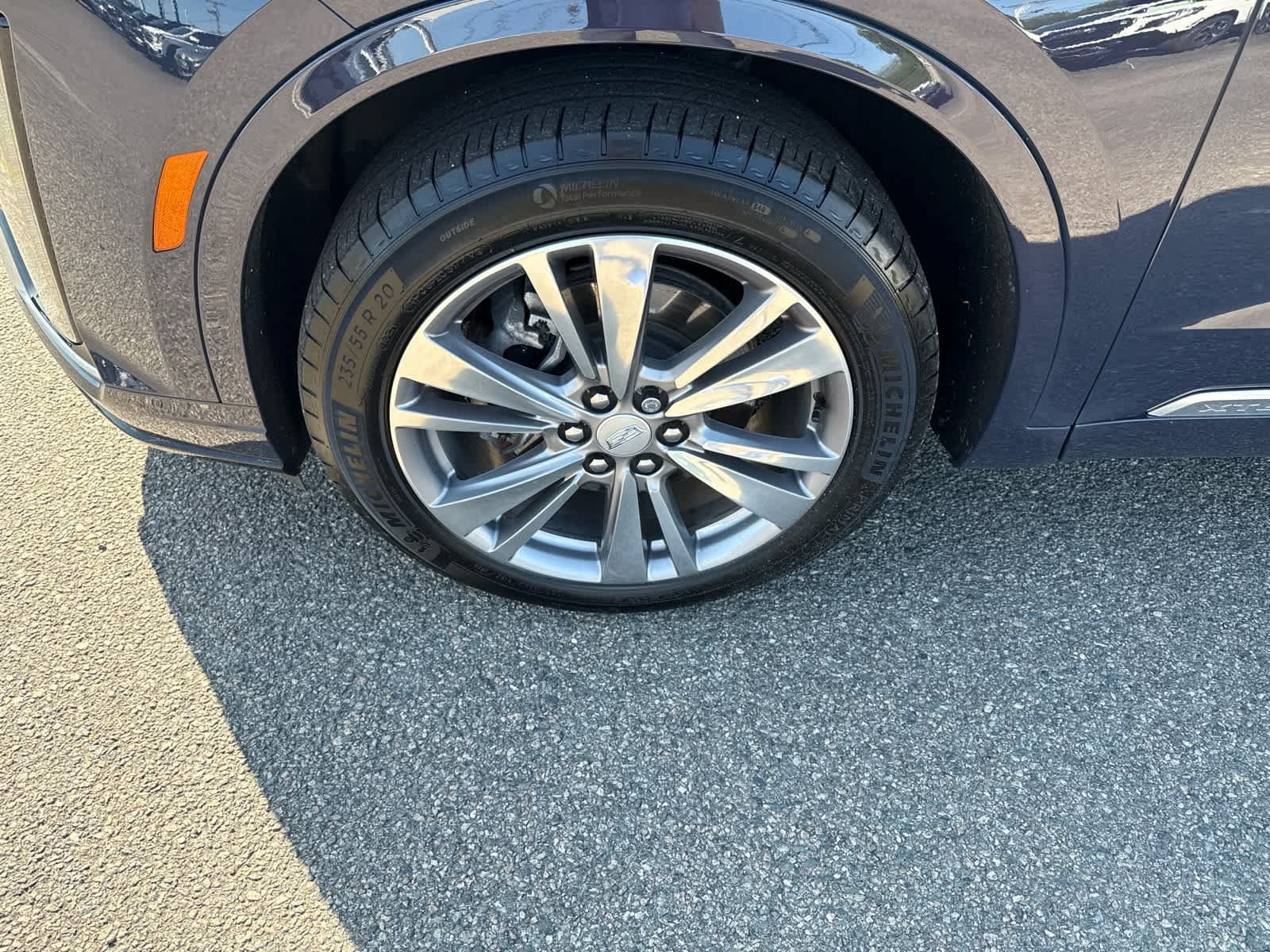 Used 2024 Cadillac XT6 Premium Luxury AWD/4WD image 9