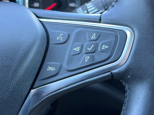 Used 2017 Chevrolet Malibu Premier FWD image 18