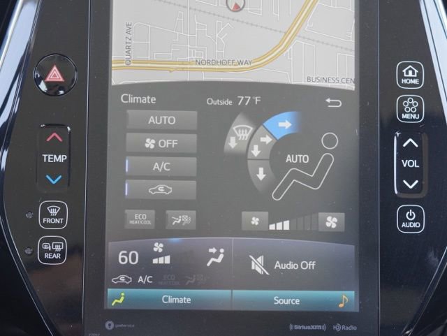 Used 2021 Toyota Prius Prime XLE w/ Carpet Mat Package (TMS) FWD image 31