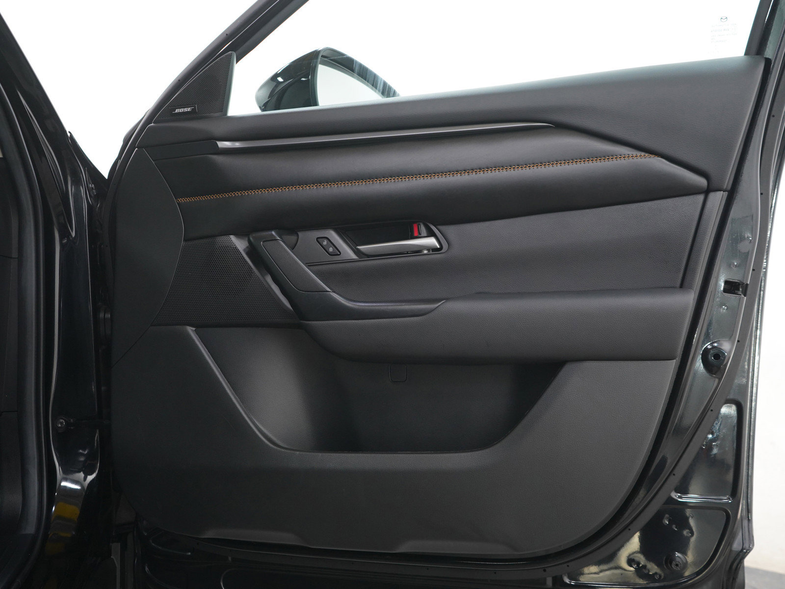 Used 2024 MAZDA CX-50 AWD 2.5 Turbo w/ Weather Package image 9