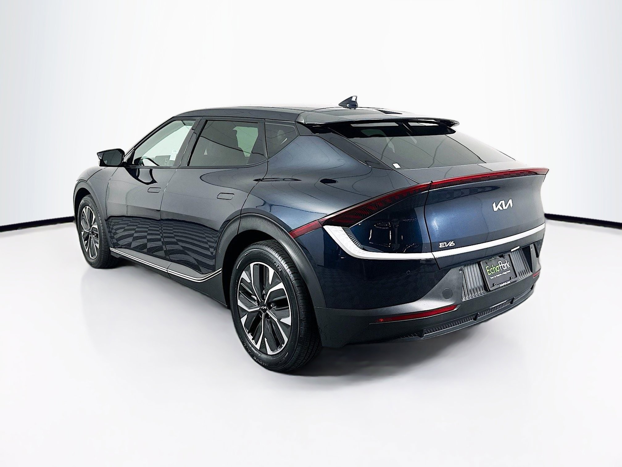 Used 2024 Kia EV6 Light RWD image 5