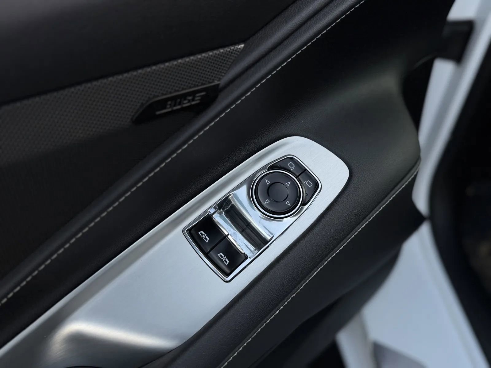 Used 2023 Chevrolet Corvette Stingray w/ Z51 Performance Package image 25