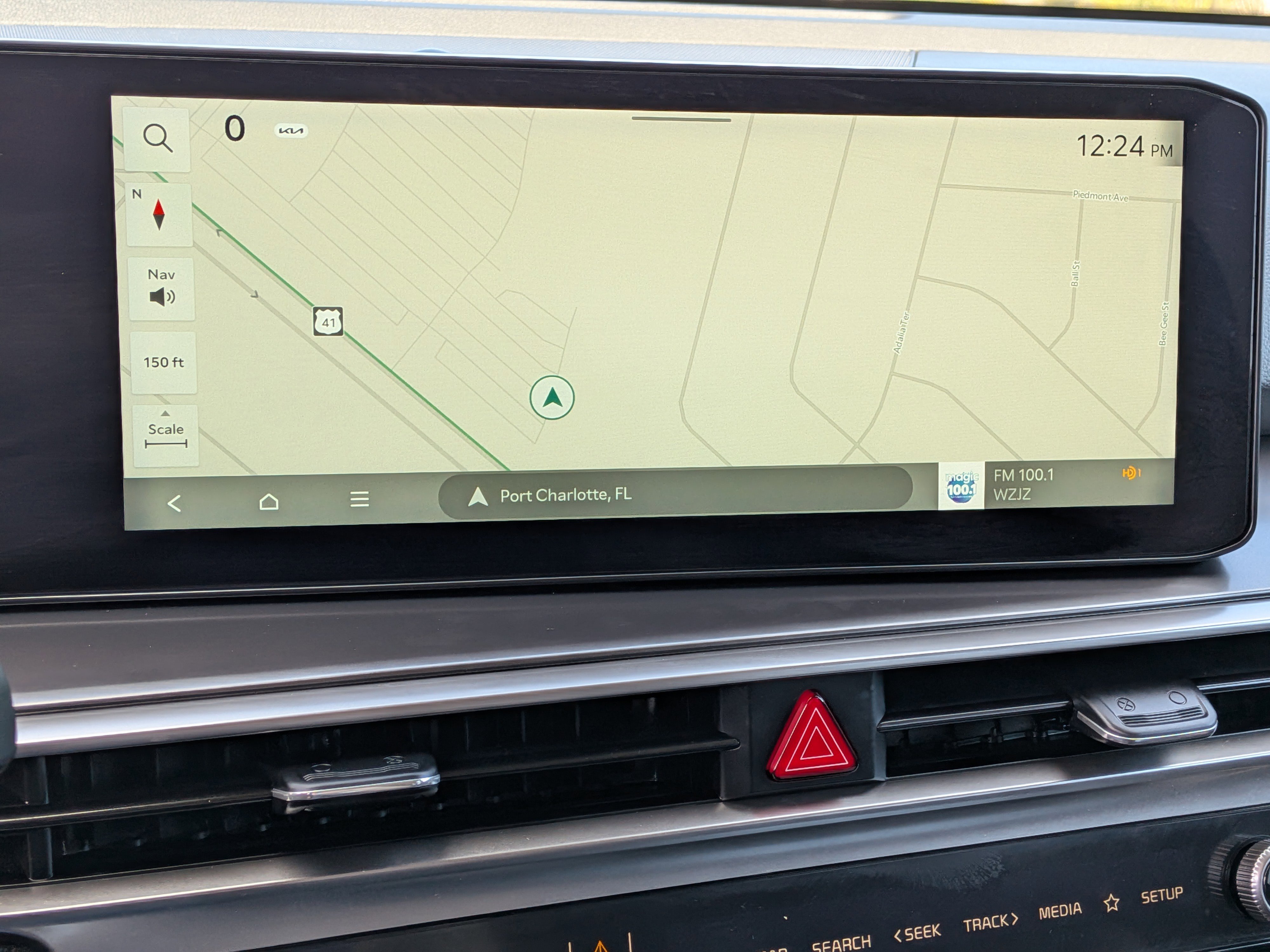 Certified 2025 Kia Sorento S image 38